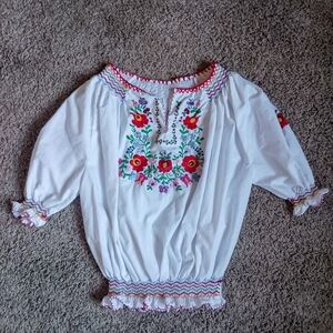 Vintage 1980s Kalocsa Hungarian Floral Embroidered Blouse